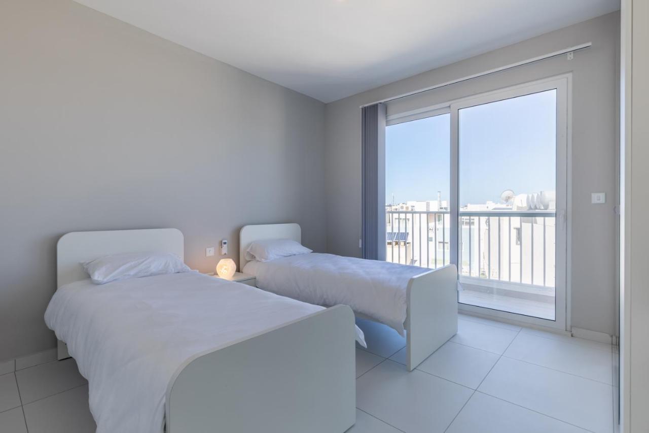Unique Penthouse With Private Heated Jacuzzi, Close To Restaurants And Night Life Is-Swieqi Buitenkant foto